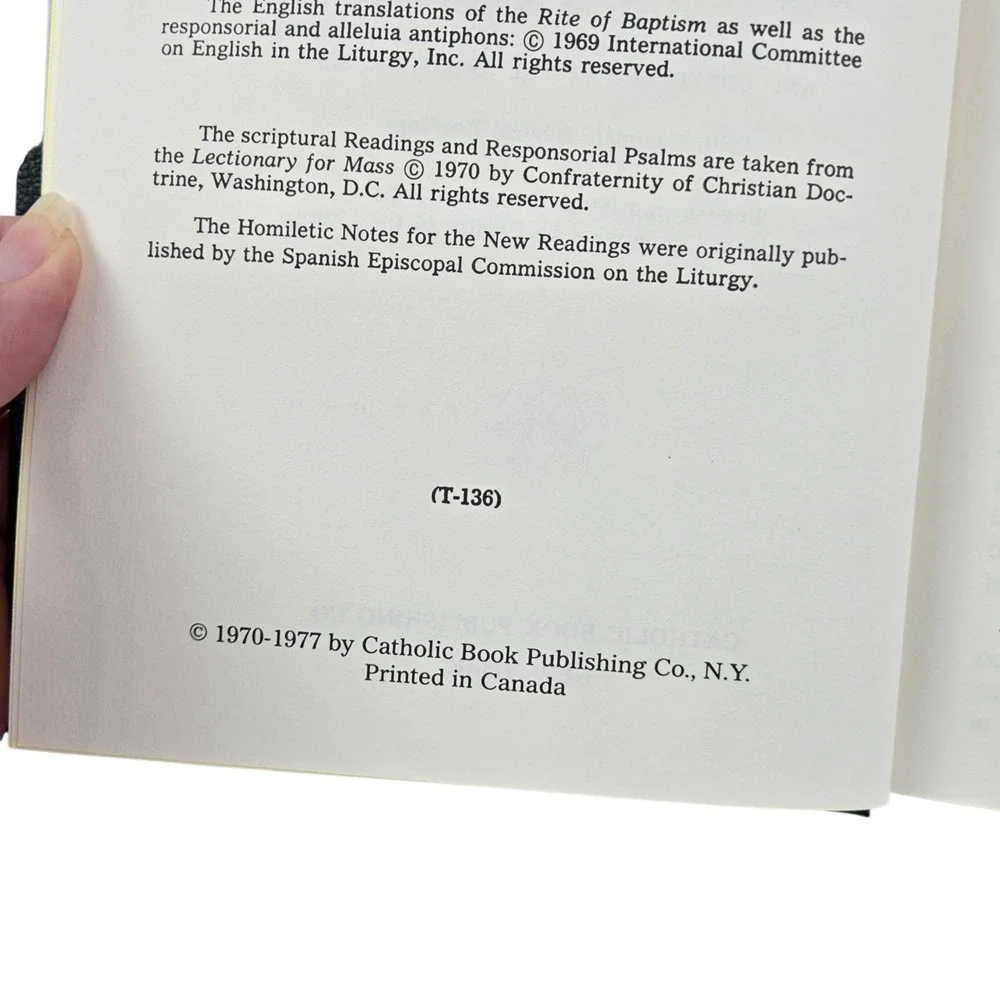 Rite of Baptism for Children 1977‎ Hardcover Catholic Book Publishing T-136